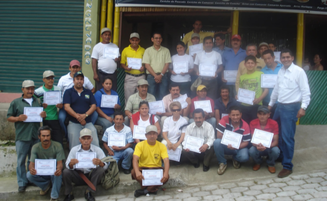 TALLER DE CAPACITACION A LOS REPRESENTANTES DE ORGANIZACIONES CAMPESINAS PRODUCTORAS DE CACAO - SANTO DOMINGO